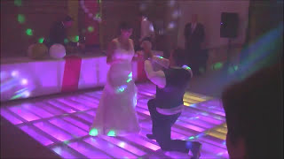 Ouverture de bal de mariage jazzy avec mise en scène – I love her so (Ray Charles)
